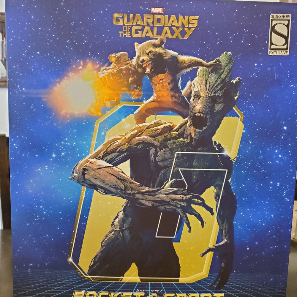Hot Toys; Rocket and Groot